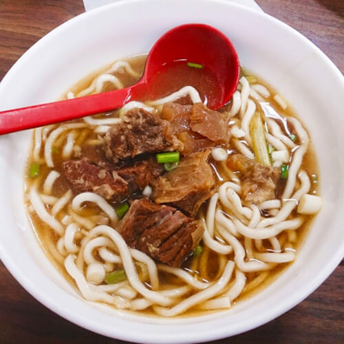富宏牛肉麵の牛肉麵の写真