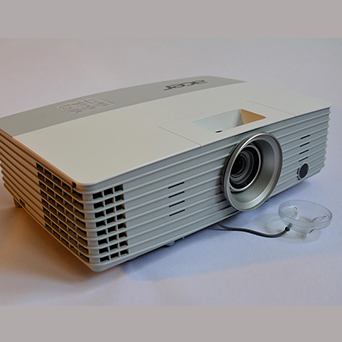 プロジェクター